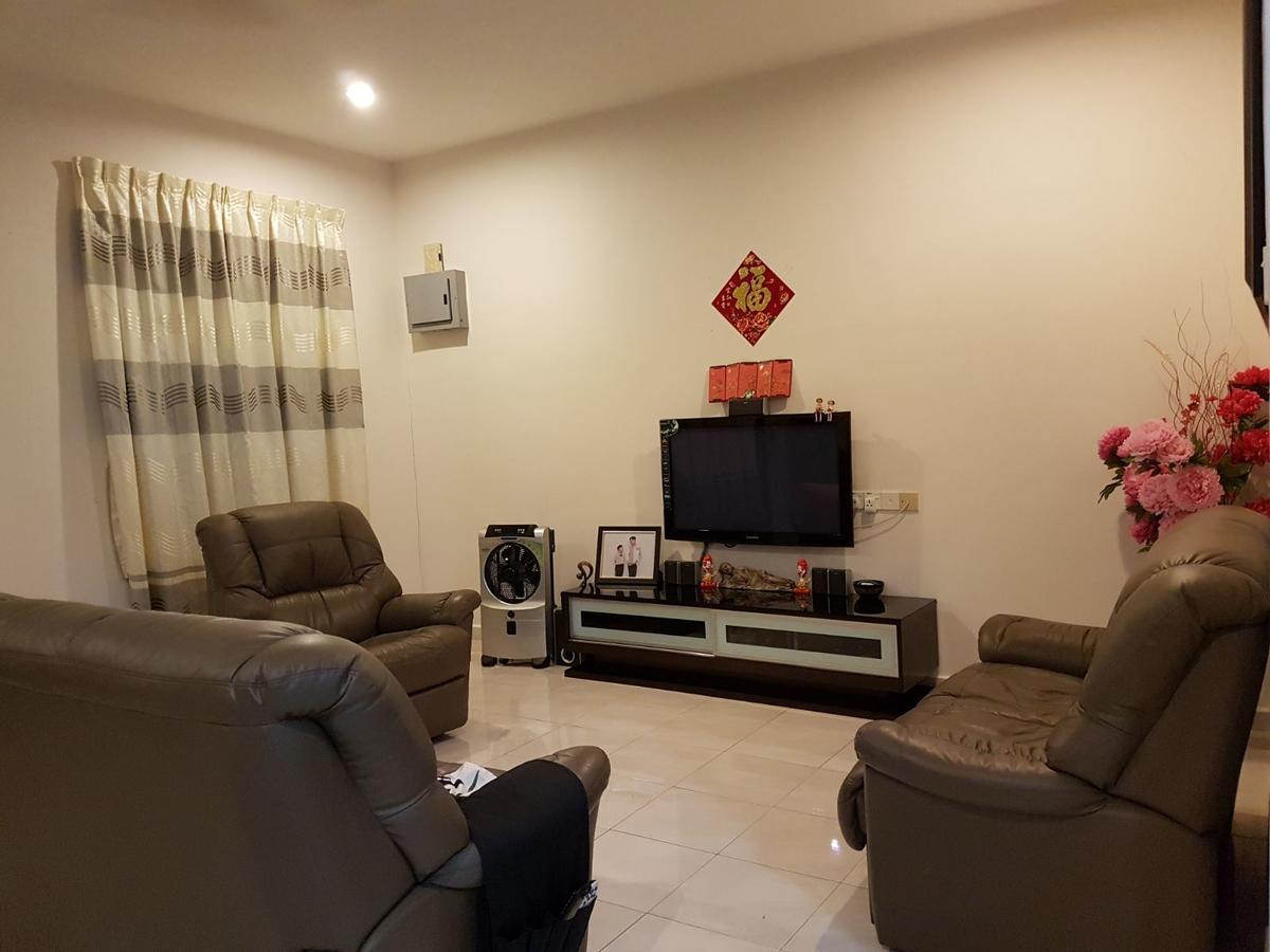 Big Garden Homestay Pantai Remis Buitenkant foto